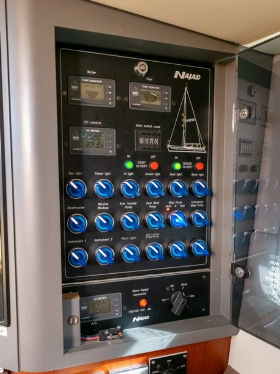 Najad 570 CC usado à venda