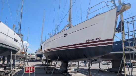 Najad 570 CC usado à venda