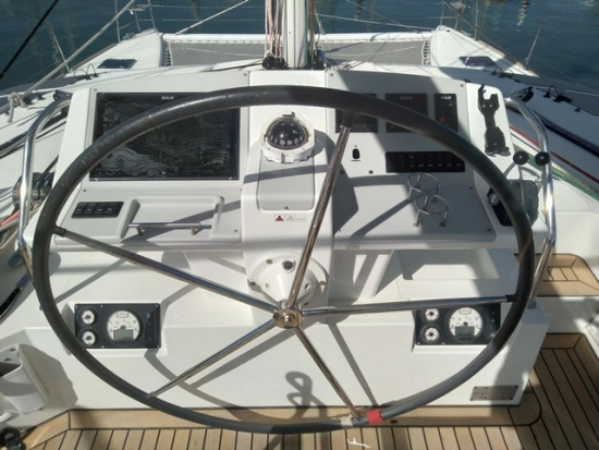 Lagoon 560 usata in vendita