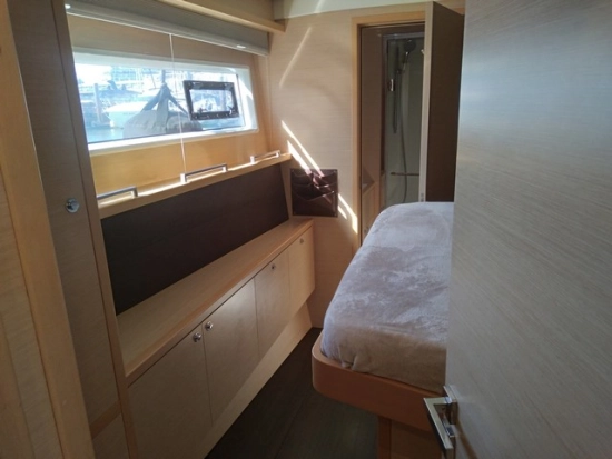 Lagoon 560 usata in vendita