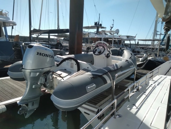 Lagoon 560 usata in vendita
