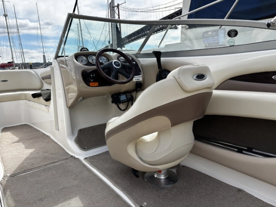 Chaparral SSi 210 usado à venda