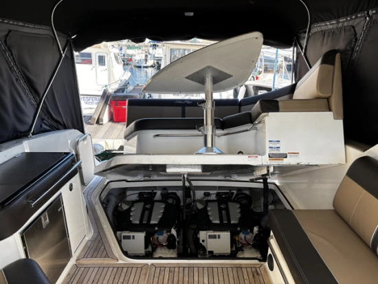 Sea Ray 320 usata in vendita
