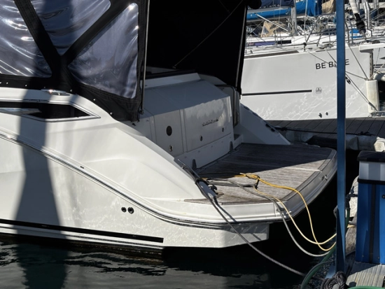 Sea Ray 320 usata in vendita