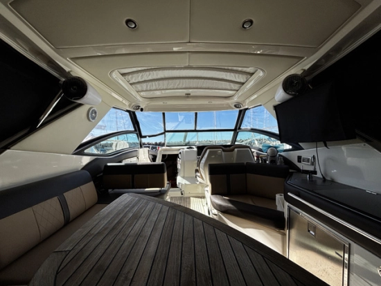Sea Ray 320 usata in vendita