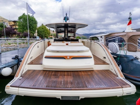 Invictus Yacht TT460 de segunda mano en venta