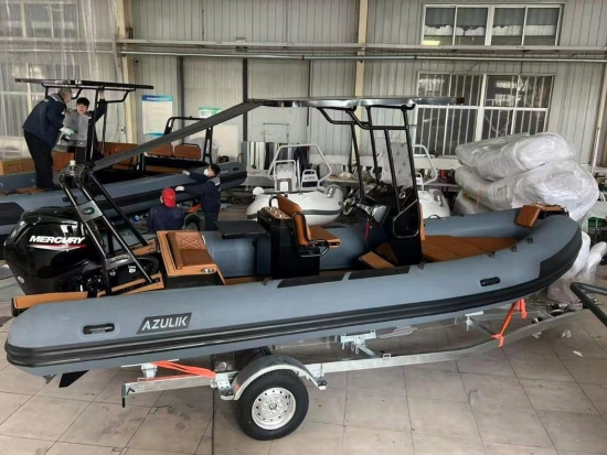 Azulik Boats 580 nuova in vendita