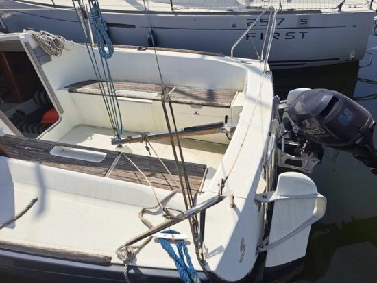 Beneteau First 211 usado à venda