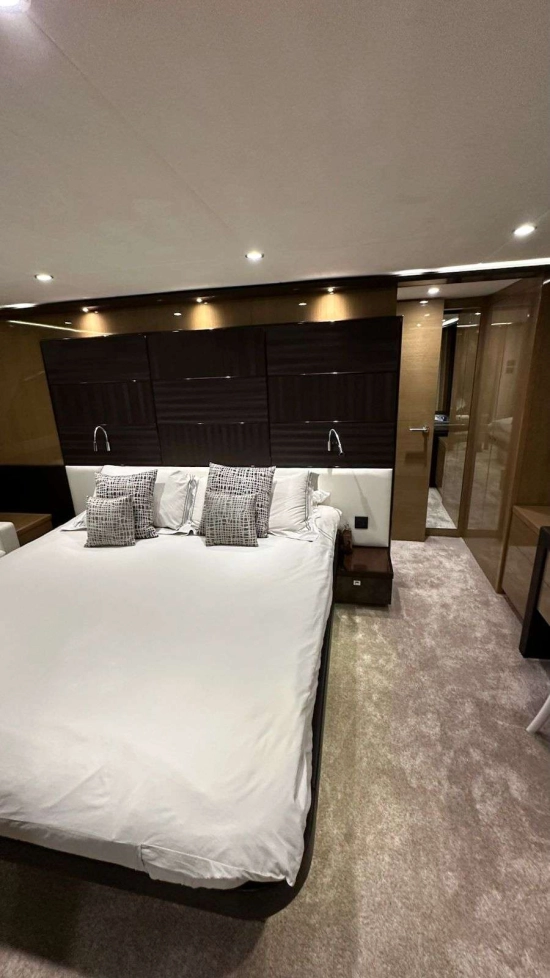 Princess V72 usata in vendita