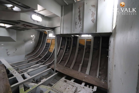 Trintella 82AD hull usado à venda