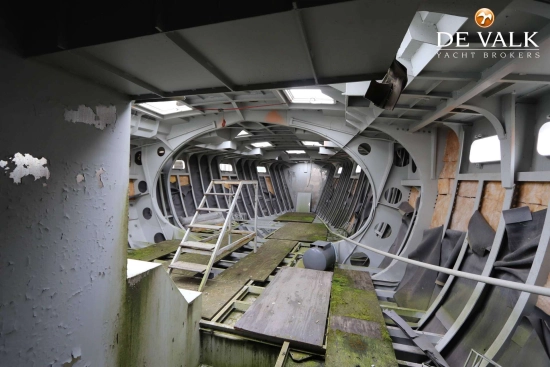 Trintella 82AD hull usado à venda