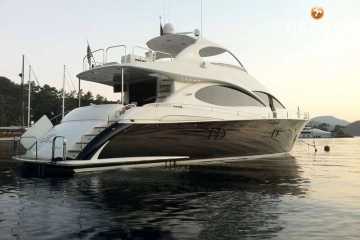 Lazzara Yachts 68 preowned for sale