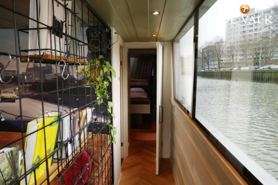 Qrooz Floating Appartment usata in vendita