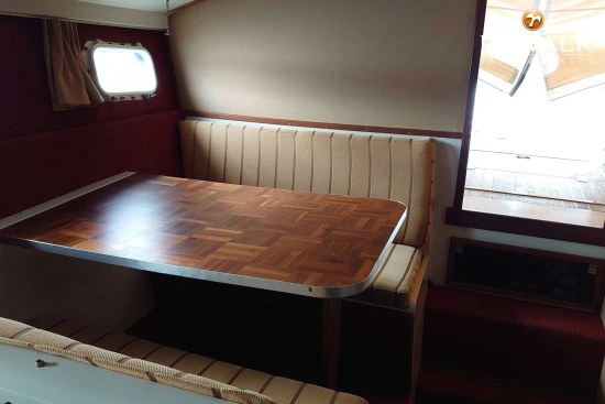Magnum Marine 38 usata in vendita