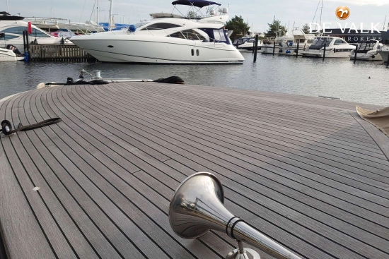 Magnum Marine 38 usata in vendita