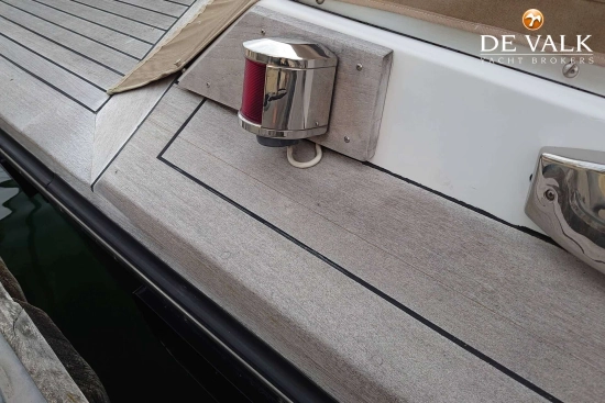 Magnum Marine 38 usata in vendita