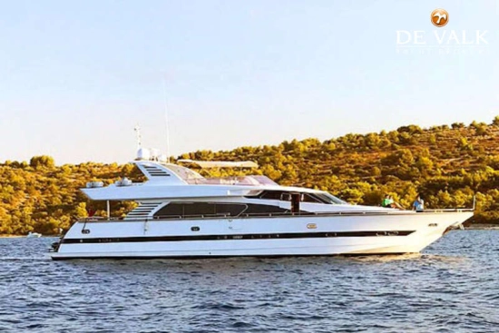 Elegance Yacht 76 usado à venda