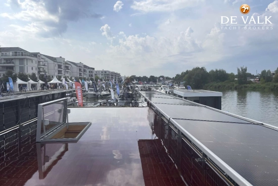 Custom Built Houseboat luxe motor usata in vendita