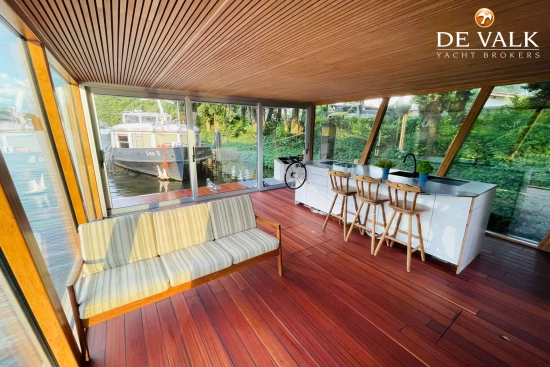 Custom Built Houseboat luxe motor usata in vendita