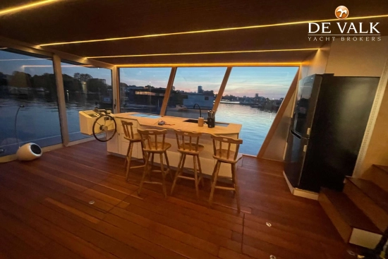 Custom Built Houseboat luxe motor usata in vendita