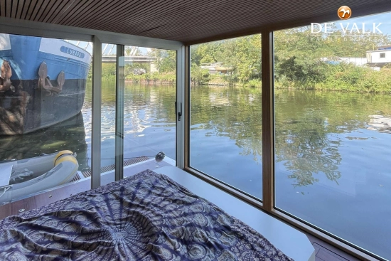 Custom Built Houseboat luxe motor usata in vendita