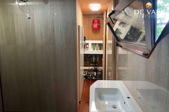 Custom Built Houseboat luxe motor usata in vendita