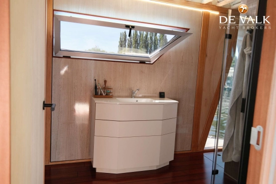 Custom Built Houseboat luxe motor usata in vendita