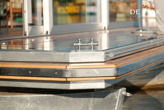 Custom Built Houseboat luxe motor usata in vendita