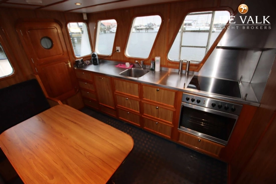 Explorer Motor Yacht usado à venda