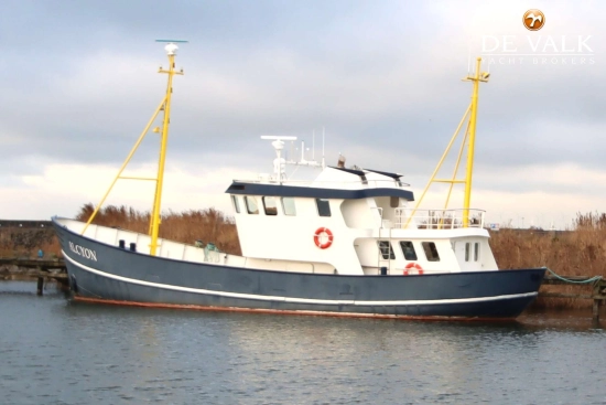 Explorer Motor Yacht usado à venda