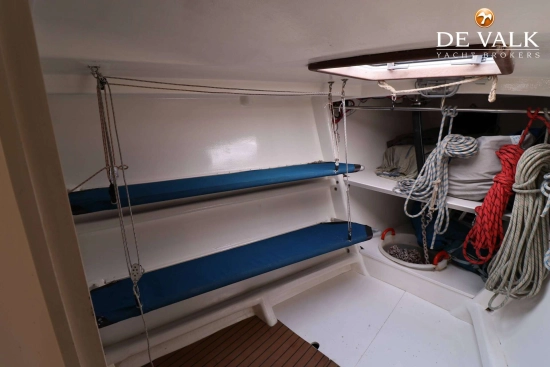 Simonis Voogd 63 with lift keel de segunda mano en venta
