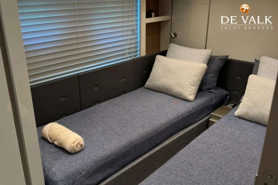 Monte Carlo Yachts MCY 70 usado à venda
