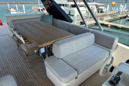 Monte Carlo Yachts MCY 70 usado à venda