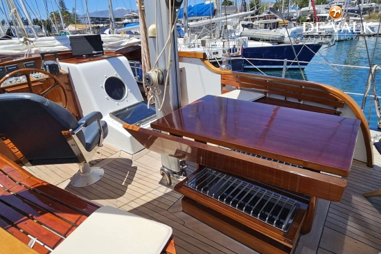 Custom Line Steel Ketch usata in vendita