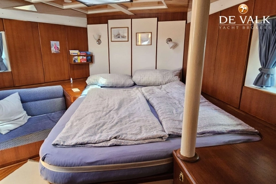Custom Line Steel Ketch usata in vendita