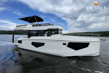 Cobra Ribs Maestro 42 usata in vendita