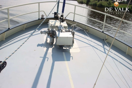 Custom Line Explorer Trawler 1800 usado à venda