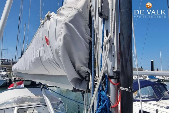 Hallberg Rassy 37 usata in vendita