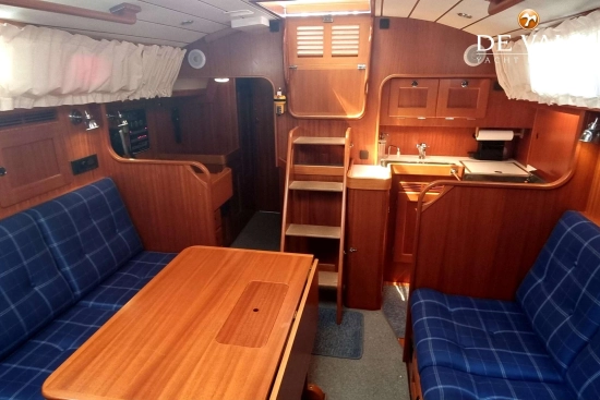 Hallberg Rassy 37 usata in vendita