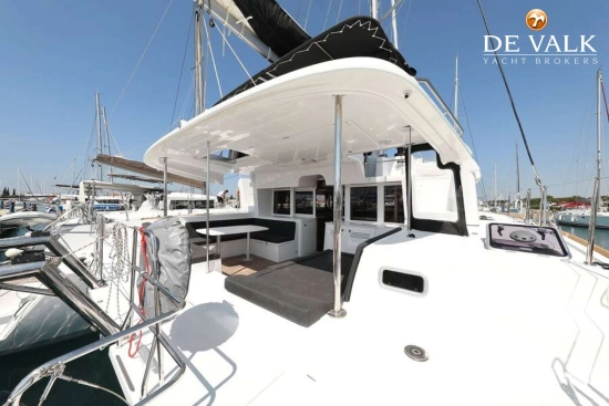 Lagoon 450 Flybridge usado à venda