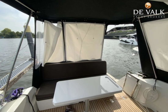 Galeon 300 Fly usado à venda