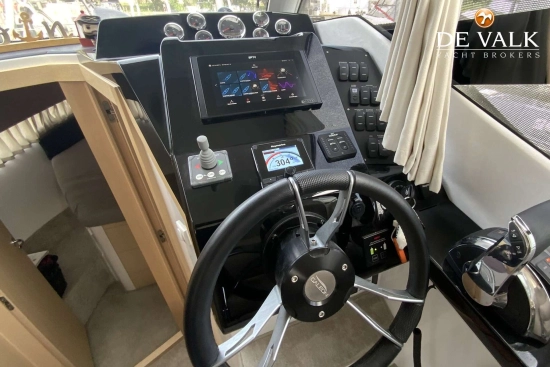 Galeon 300 Fly usado à venda