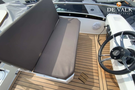 Galeon 300 Fly usado à venda