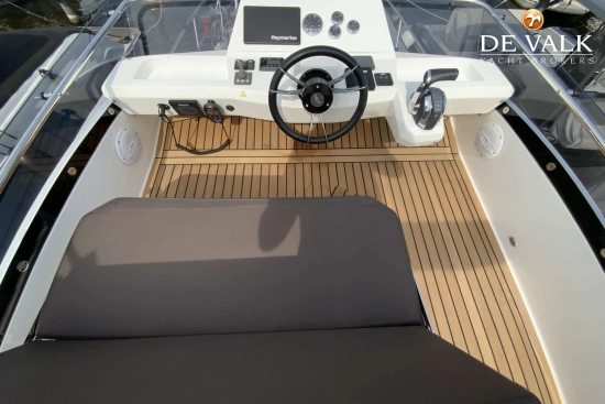 Galeon 300 Fly usado à venda