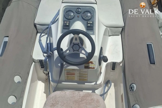 Sealine T50 usado à venda