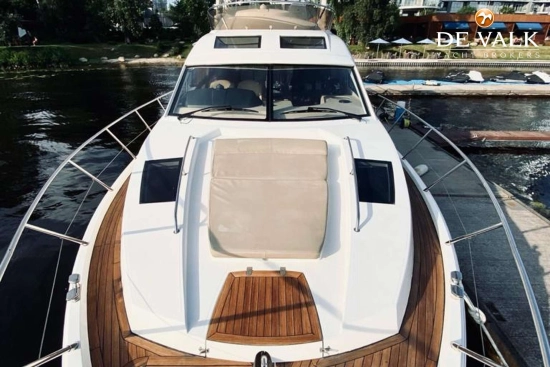 Sealine T50 usado à venda