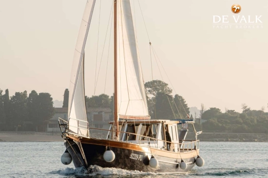 Custom Built Houseboat luxe motor usata in vendita