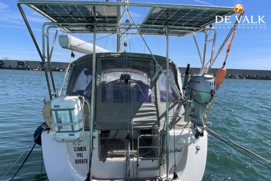 Arcona 430 usado à venda