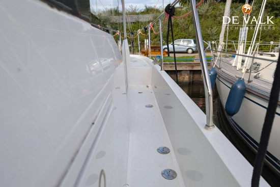 Sealine C330 usado à venda