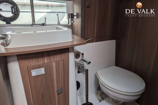 Sealine C330 usado à venda
